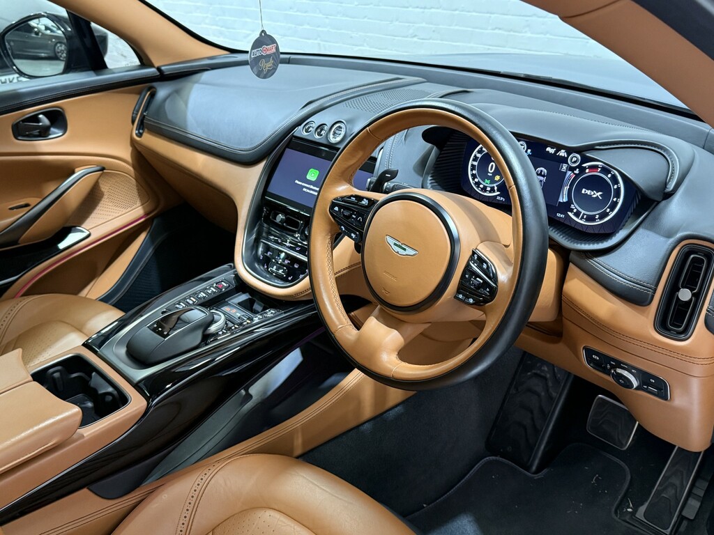 Aston Martin DBX V8 550 Touchtronic 2021 Black #28