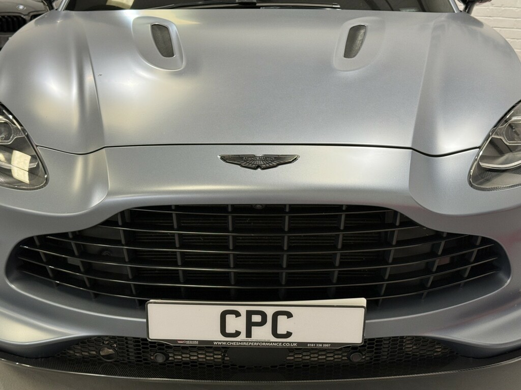 Aston Martin DBX V8 550 Touchtronic 2021 Black #16