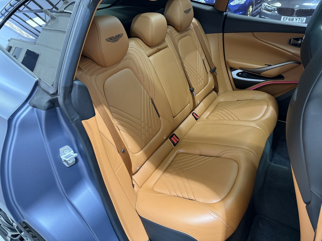 Aston Martin DBX V8 550 Touchtronic 2021 Black #36