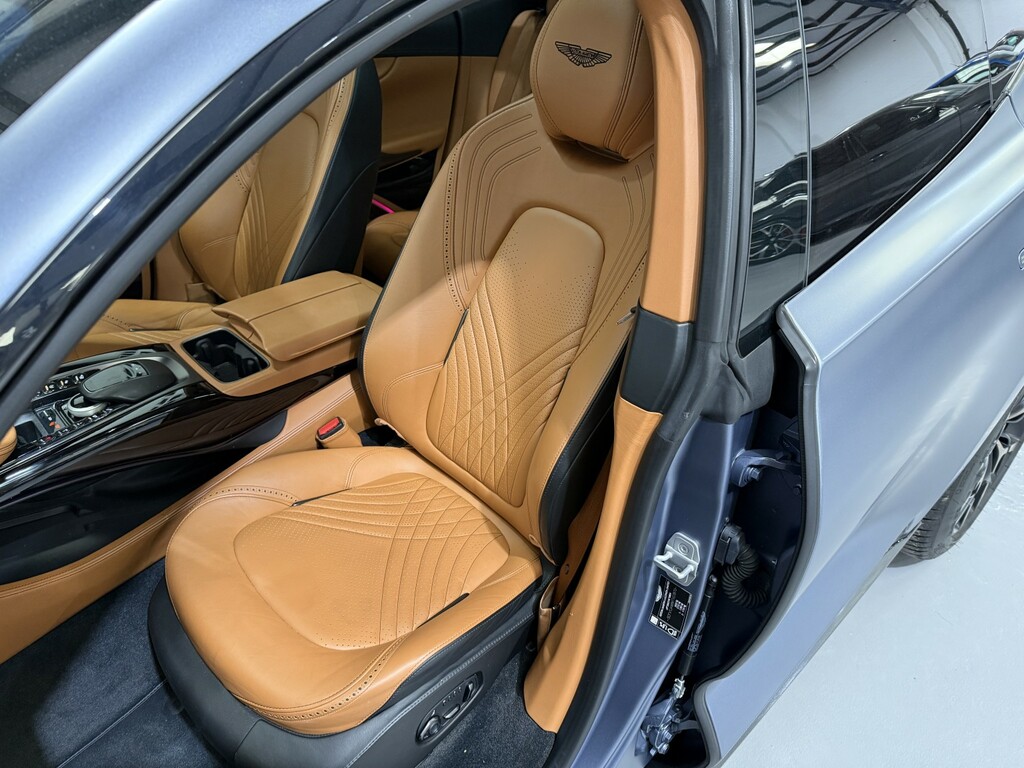 Aston Martin DBX V8 550 Touchtronic 2021 Black #34