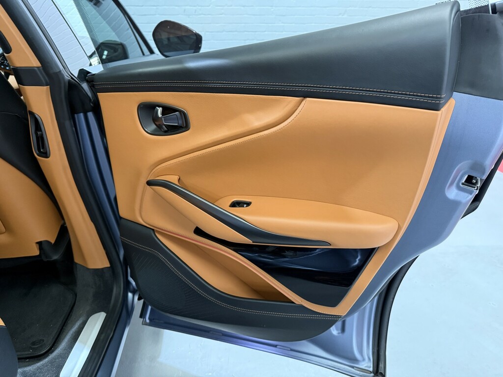 Aston Martin DBX V8 550 Touchtronic 2021 Black #41