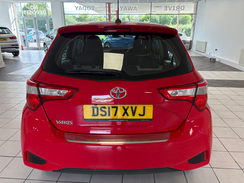 Toyota Yaris 1.5 L Vvt-i Icon  #5
