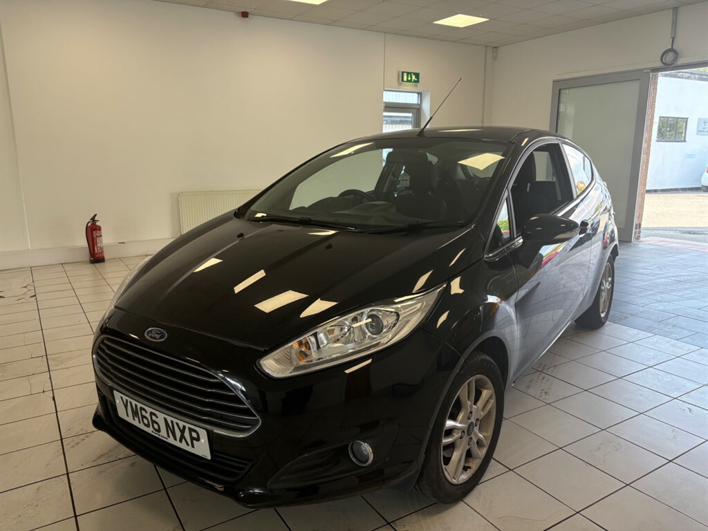 Ford Fiesta 1.2 L Zetec Black