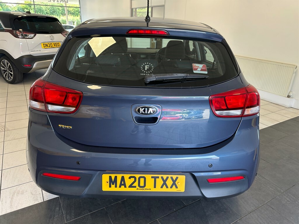 Kia RIO 1.25 1 Hatchback White #5
