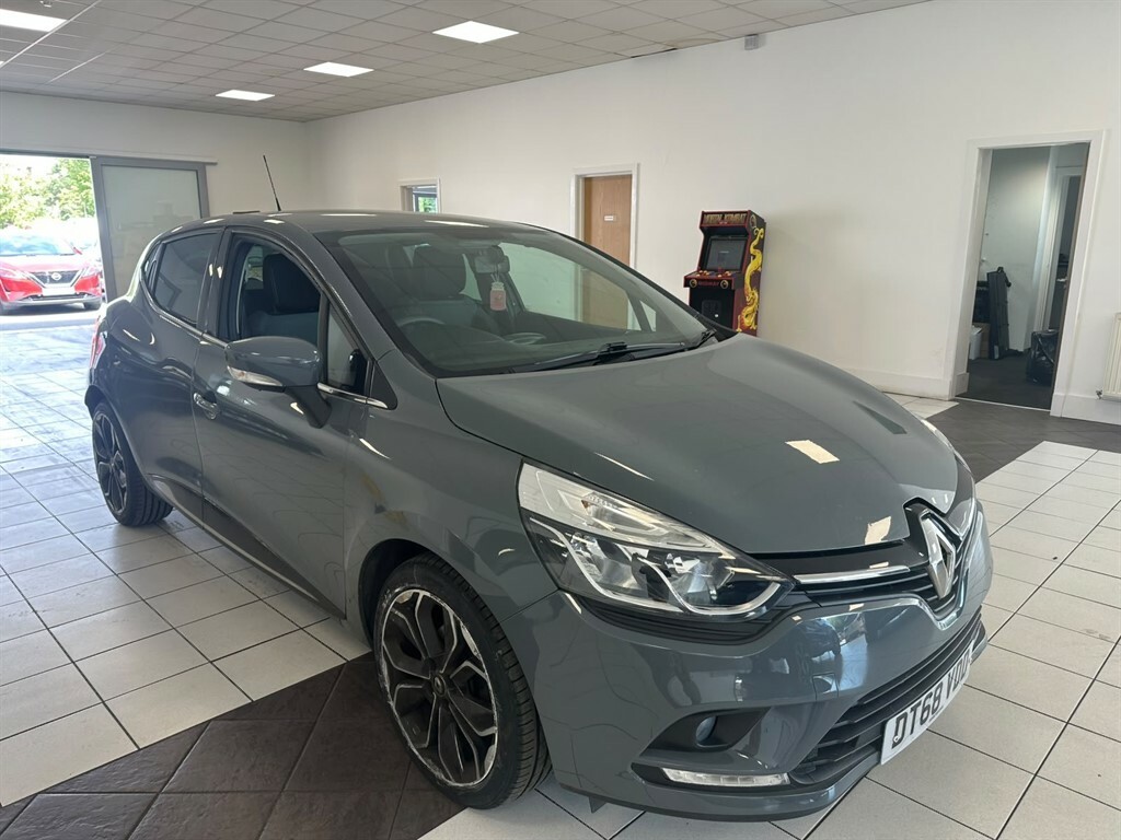 Renault Clio 0.9 L Iconic Tce 