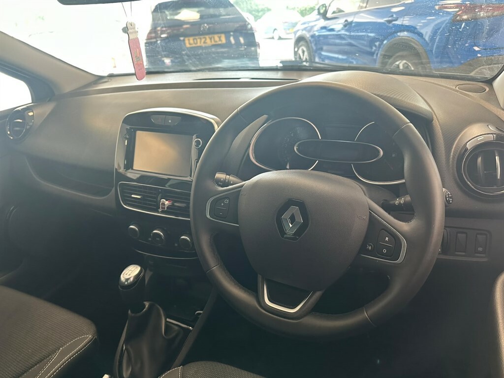 Renault Clio 0.9 L Iconic Tce DT68VDD  #6