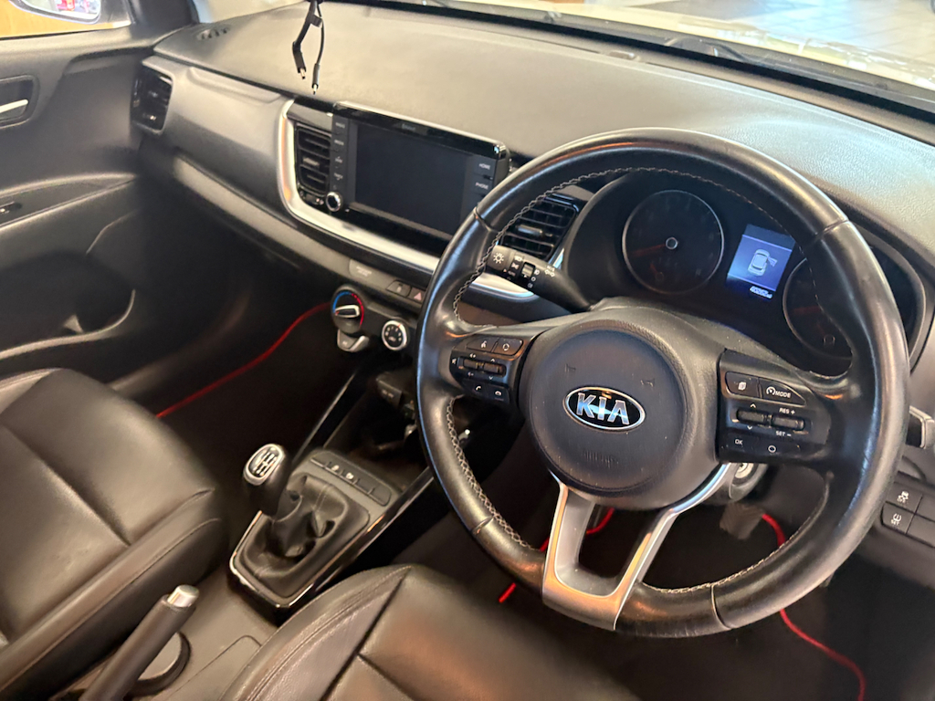 Kia Stonic 1.0 L Maxx MW20EXB #6