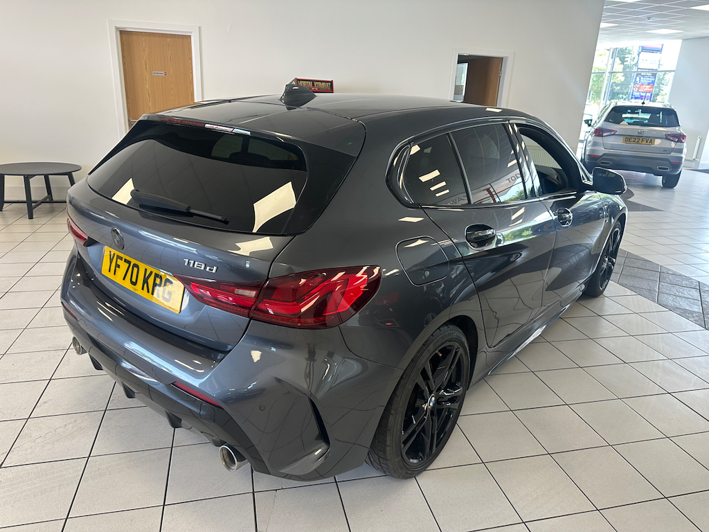 BMW 1 Series 2.0 L M Sport YF70KRG #5