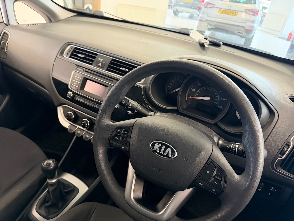 Kia RIO 1.2 L 1  #5