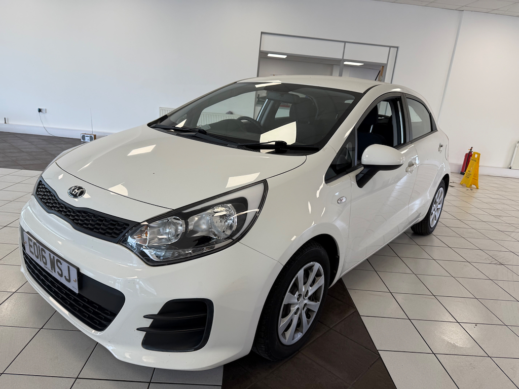 Kia RIO 1.2 L 1 