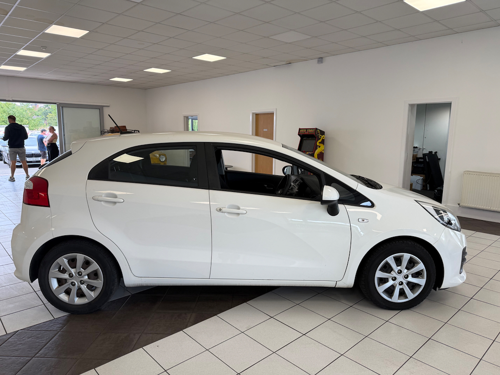 Kia RIO 1.2 L 1  #4