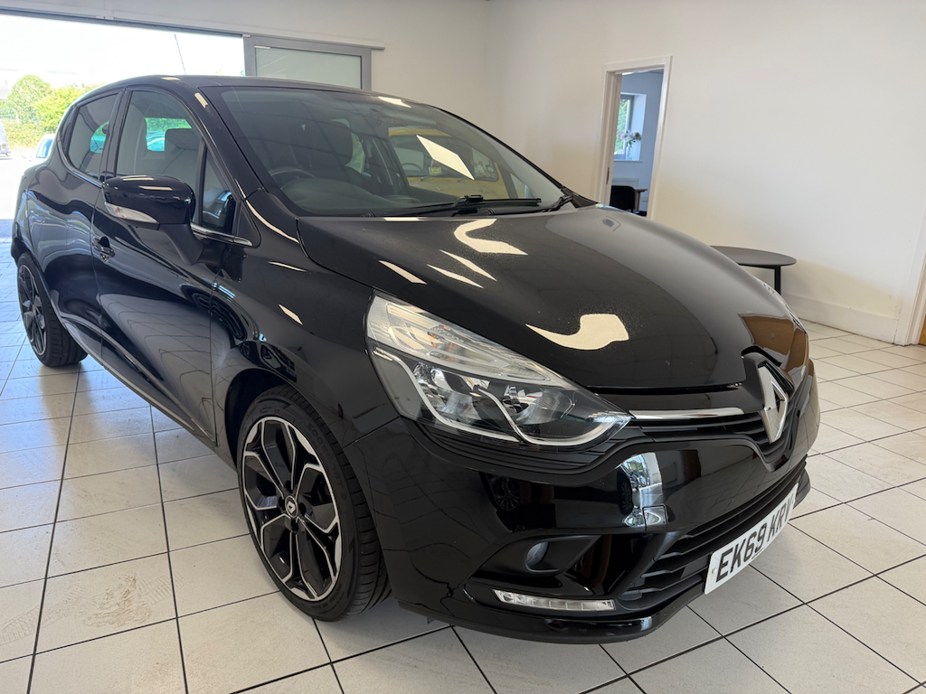 Renault Clio 0.9 L Iconic Tce Black #4