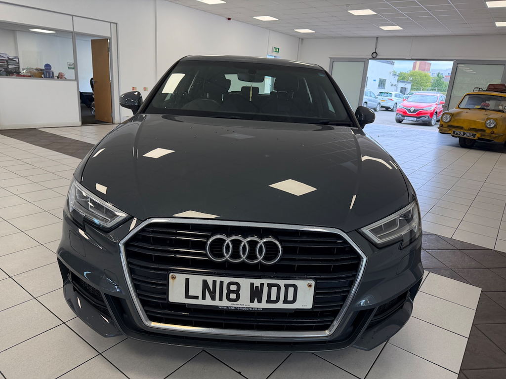 Audi A3 1.5 Tfsi Sport S Tronic Black #2