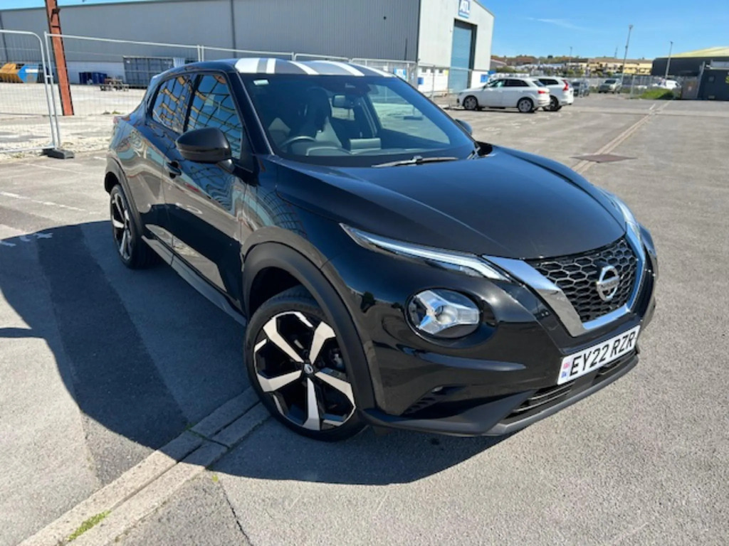 Nissan Juke 1.0 Dig-t Tekna Suv Euro 6 Ss Black