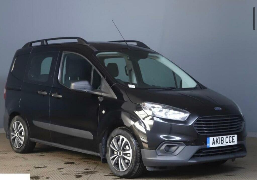 Ford Transit Courier 1.5 Tdci Kombi L1 H1 Euro 6 6Dr Black