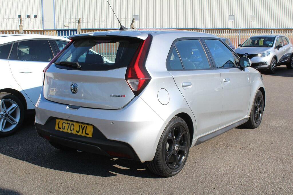 MG MG3 1.5 Vti-tech Exclusive Euro 6 Ss Silver #2