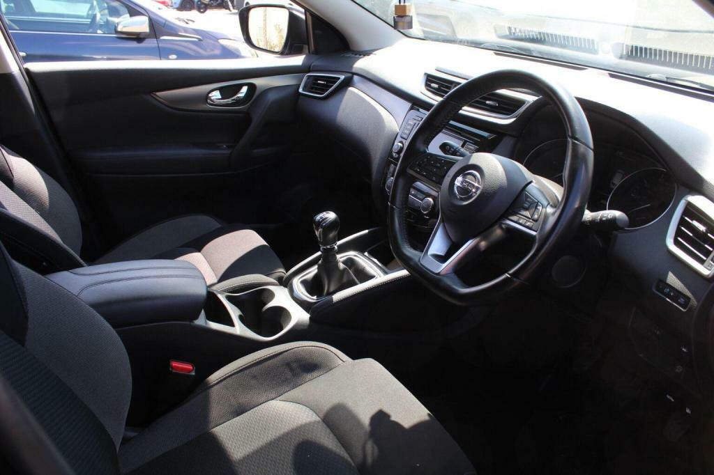 Nissan Qashqai Suv 1.5 Dci N-connecta Euro 6 Ss 201919 EU19TVV Black #3