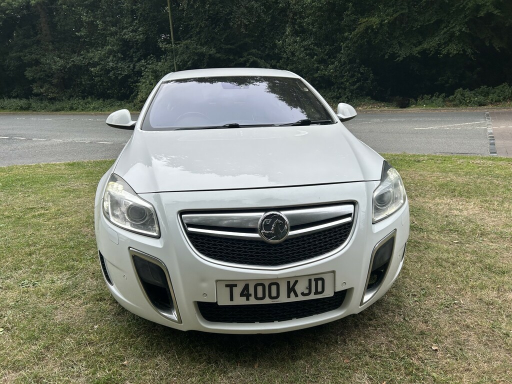 Vauxhall Insignia 2.8 T V6 Vxr Supersport T400KJD White #3