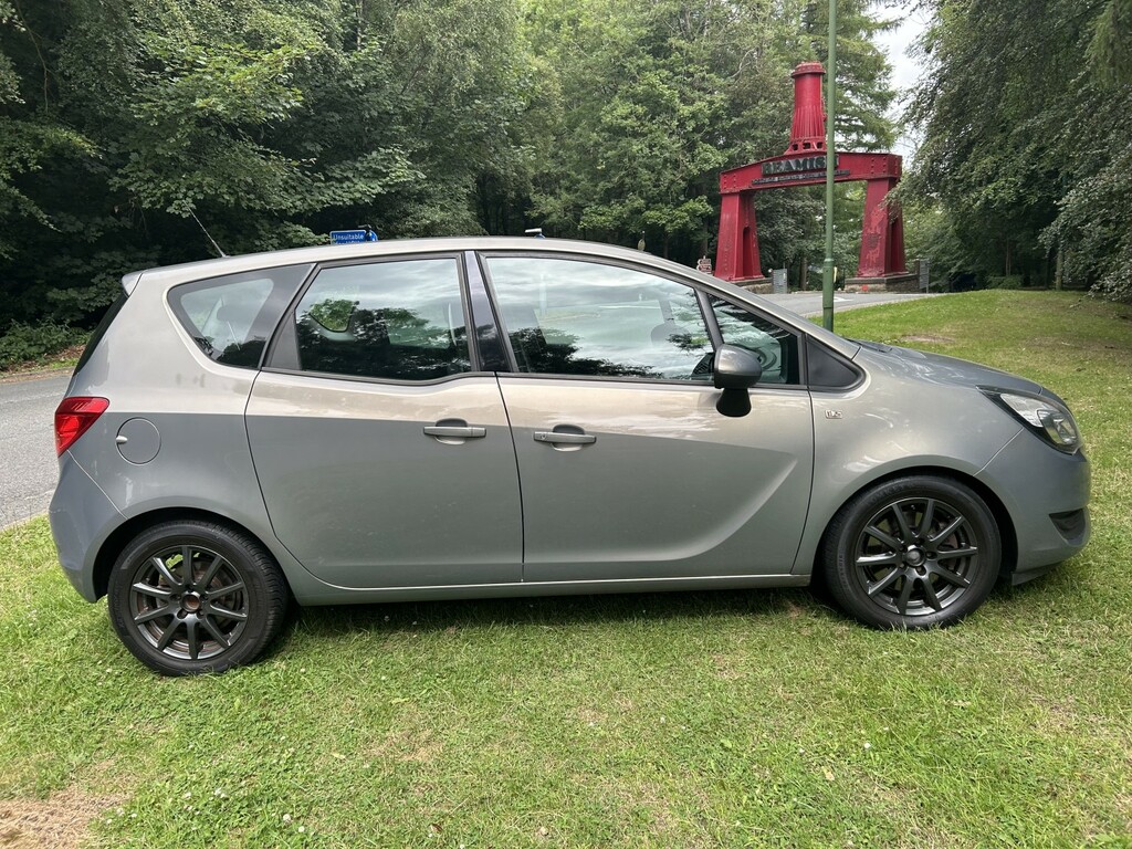 Vauxhall Meriva 1.7 Cdti Exclusiv Brown