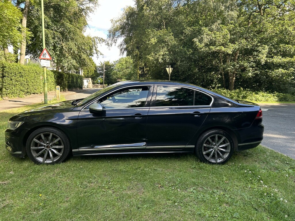 Volkswagen Passat 2.0 Tdi Bluemotion Tech R-line Black #5