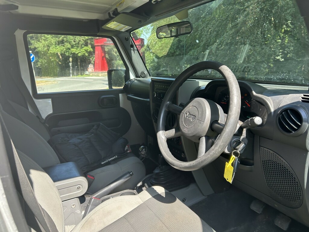 Jeep Wrangler 3.8 V6 Sahara Blue #10
