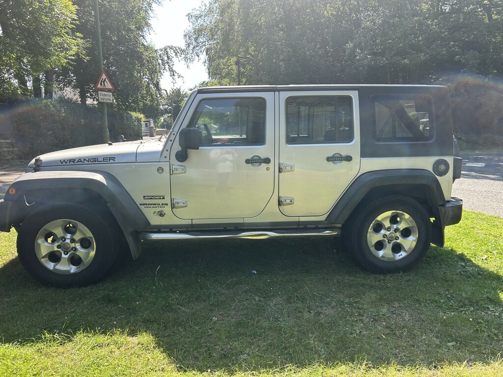 Jeep Wrangler 2.8 Crd Sport Unlimited Silver #5