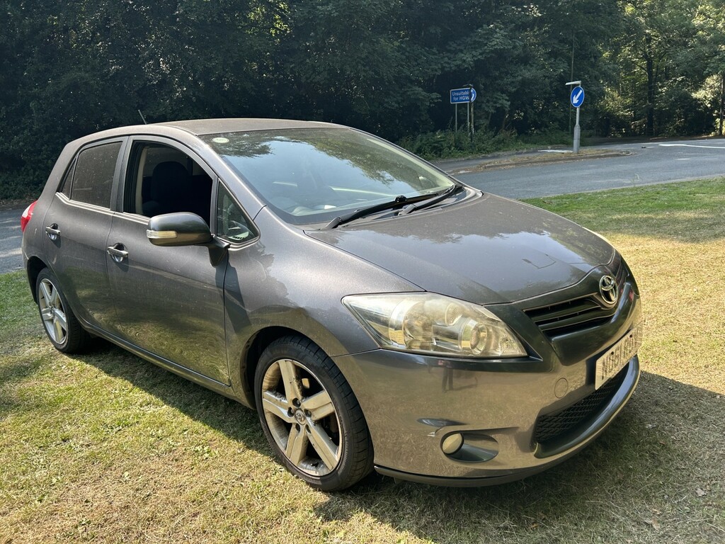 Toyota Auris 1.6 V-matic Sr Grey #2