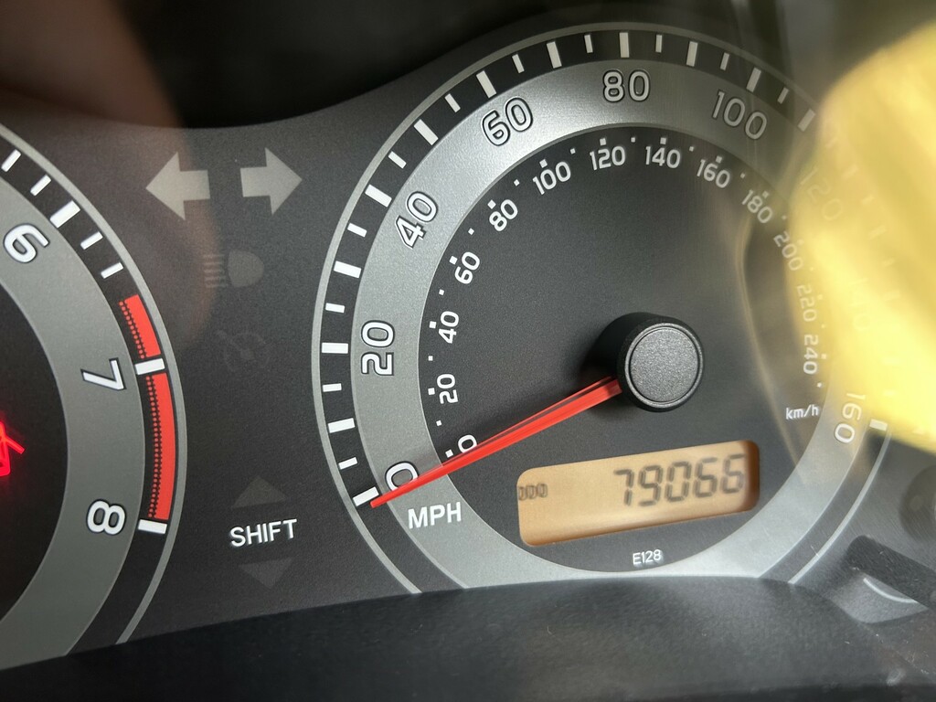 Toyota Auris 1.4 D-4d Excel 5-Dr Blue #13
