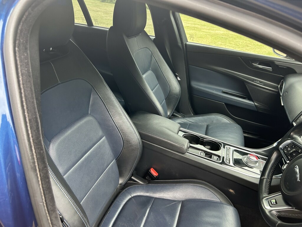 Jaguar XE 2.0 R-sport Grey #10