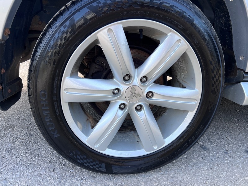 Mitsubishi Shogun 2.5 Trojan 114 Bhp Silver #67