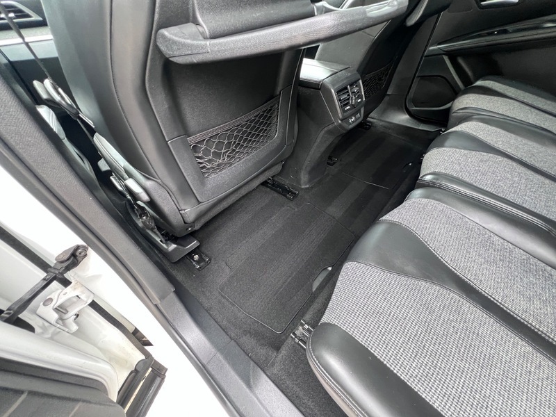 Peugeot 5008 1.2 Puretech Active White #48