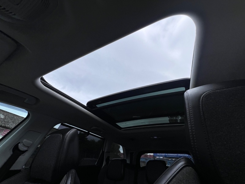 Peugeot 5008 1.2 Puretech Active White #44