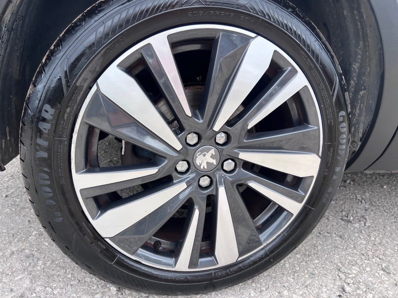 Peugeot 5008 1.2 Puretech Active White #59