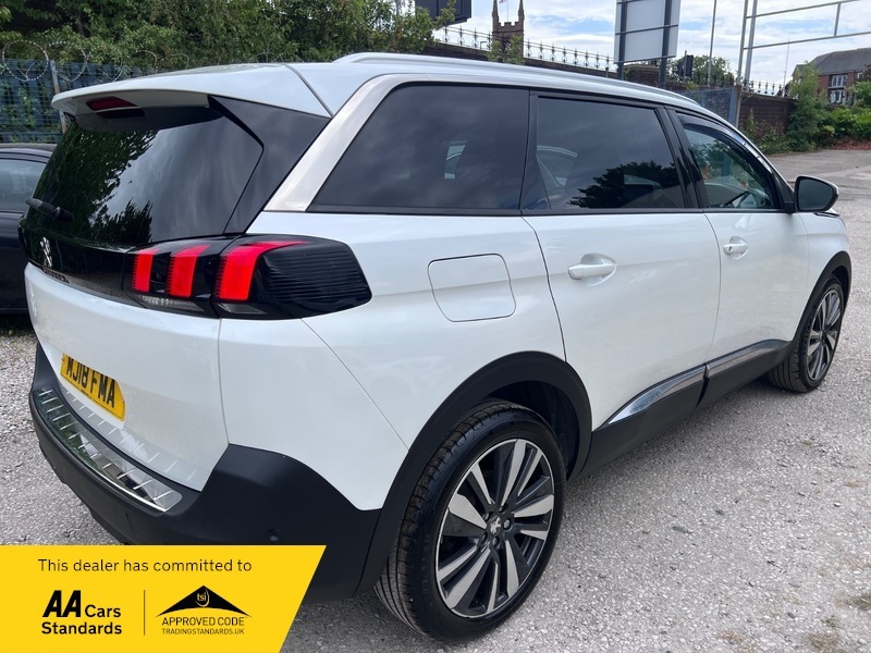 Peugeot 5008 1.2 Puretech Active White #8