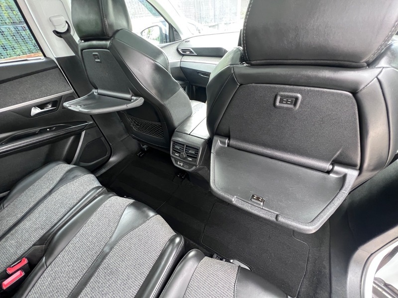 Peugeot 5008 1.2 Puretech Active White #32