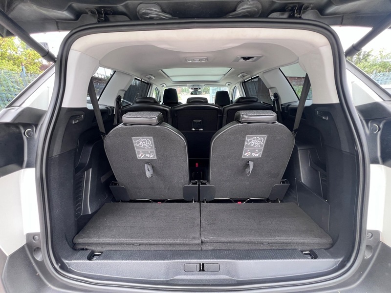 Peugeot 5008 1.2 Puretech Active White #52