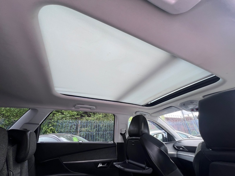 Peugeot 5008 1.2 Puretech Active White #37