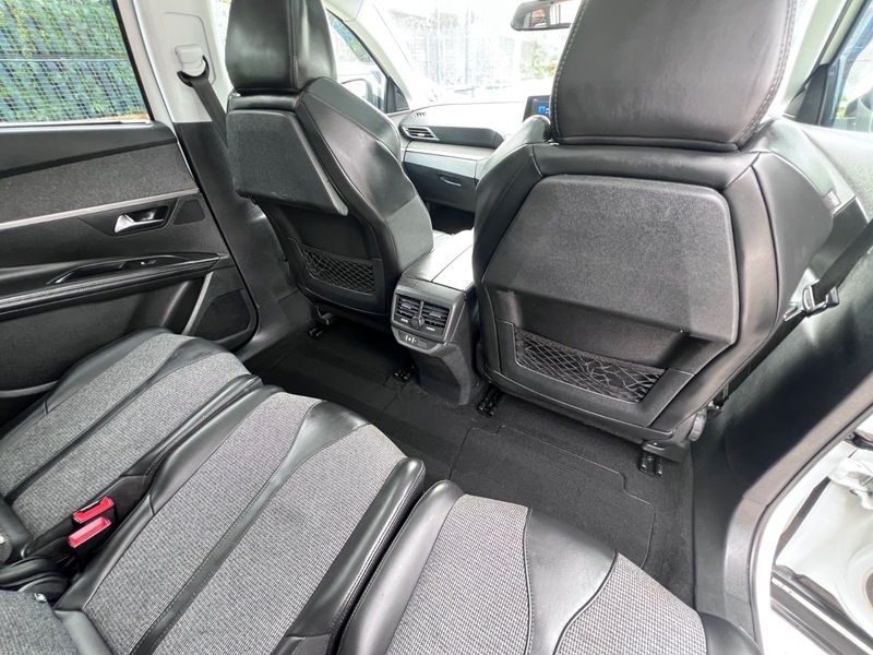 Peugeot 5008 1.2 Puretech Active White #31