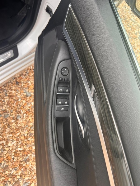 BMW 5 Series 2.0 520D Luxury Touring White #4