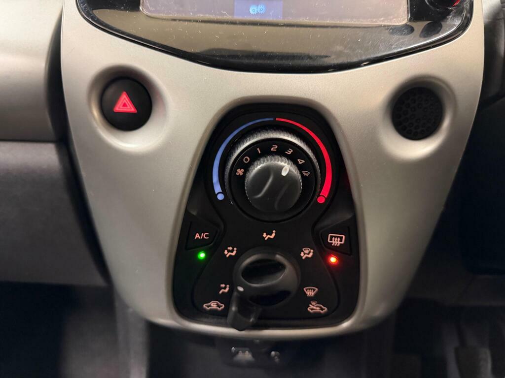 Citroen C1 1.0 Vti Feel Euro 5 Euro 5 - 2014 64 Plate Grey #17