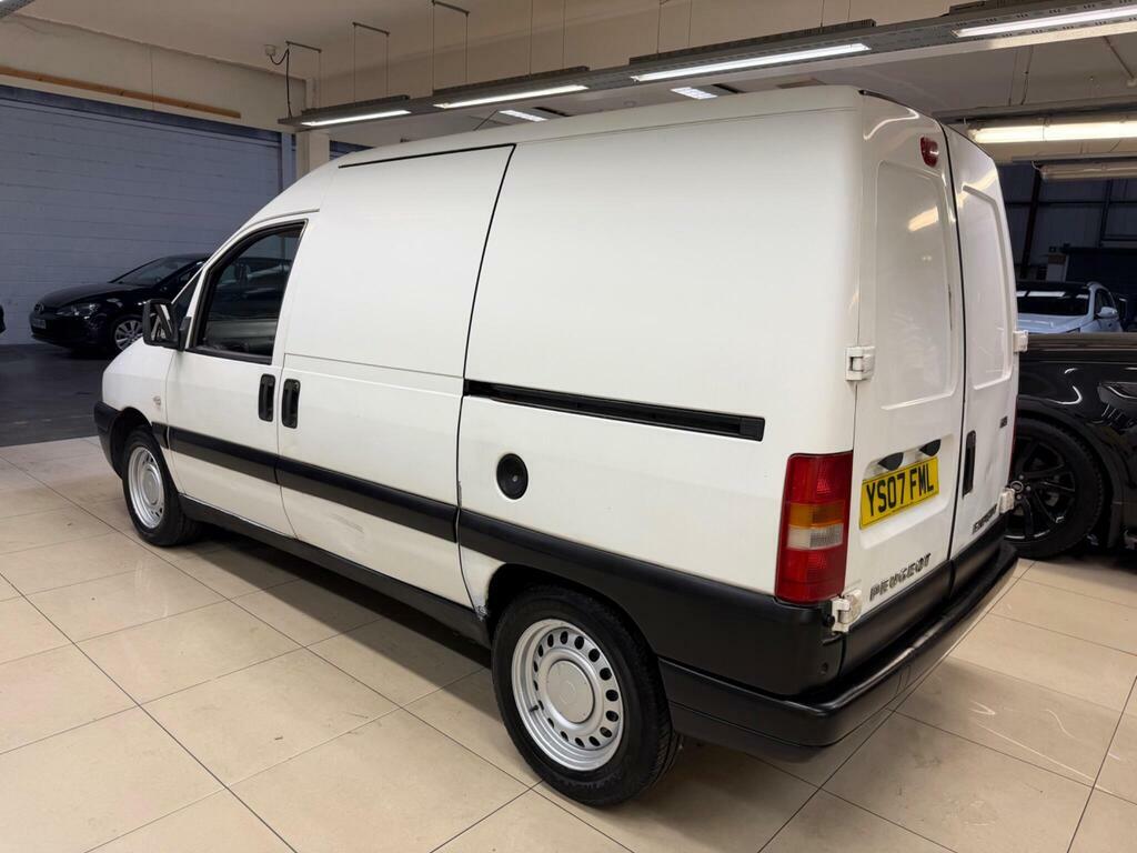 Peugeot Expert 2.0 Hdi 110 White #4