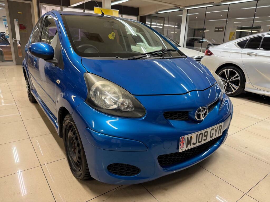Toyota Aygo 1.0 Vvt-i Black Euro 4 Black #1