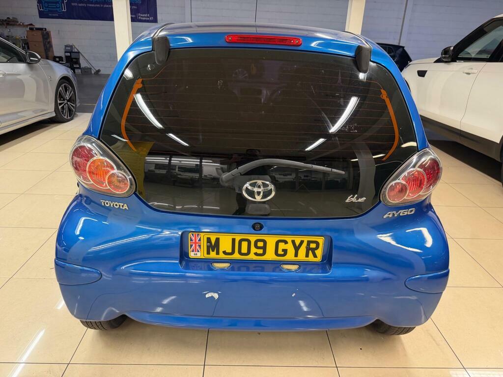 Toyota Aygo 1.0 Vvt-i Black Euro 4 Black #5
