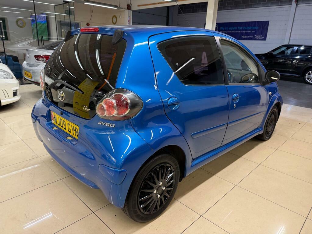 Toyota Aygo 1.0 Vvt-i Black Euro 4 Black #6
