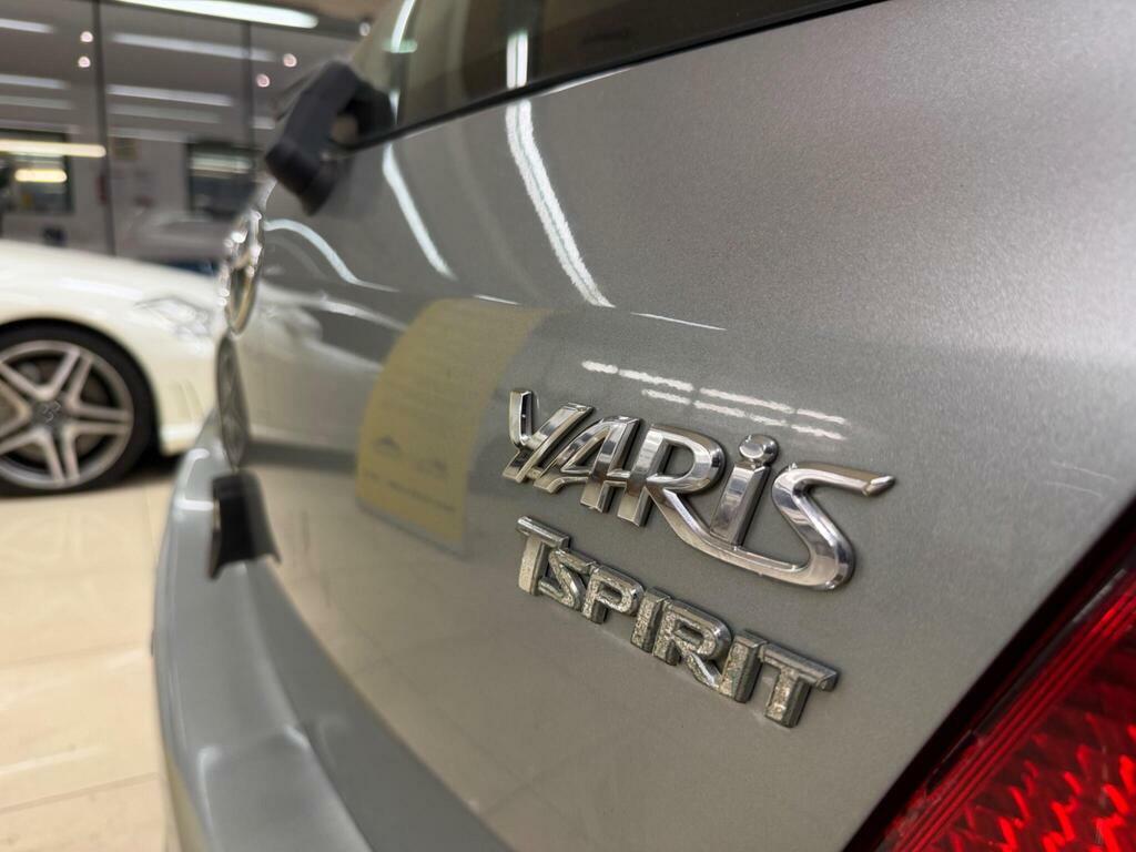 Toyota Yaris Yaris T Spirit Vvt-i Silver #7