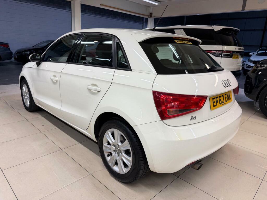 Audi A1 1.6 Tdi Se Sportback Euro 5 S S White #4
