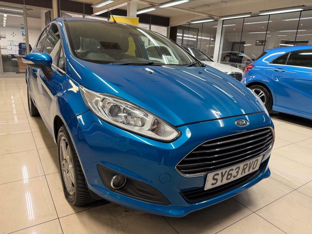 Ford Fiesta Yellow #1
