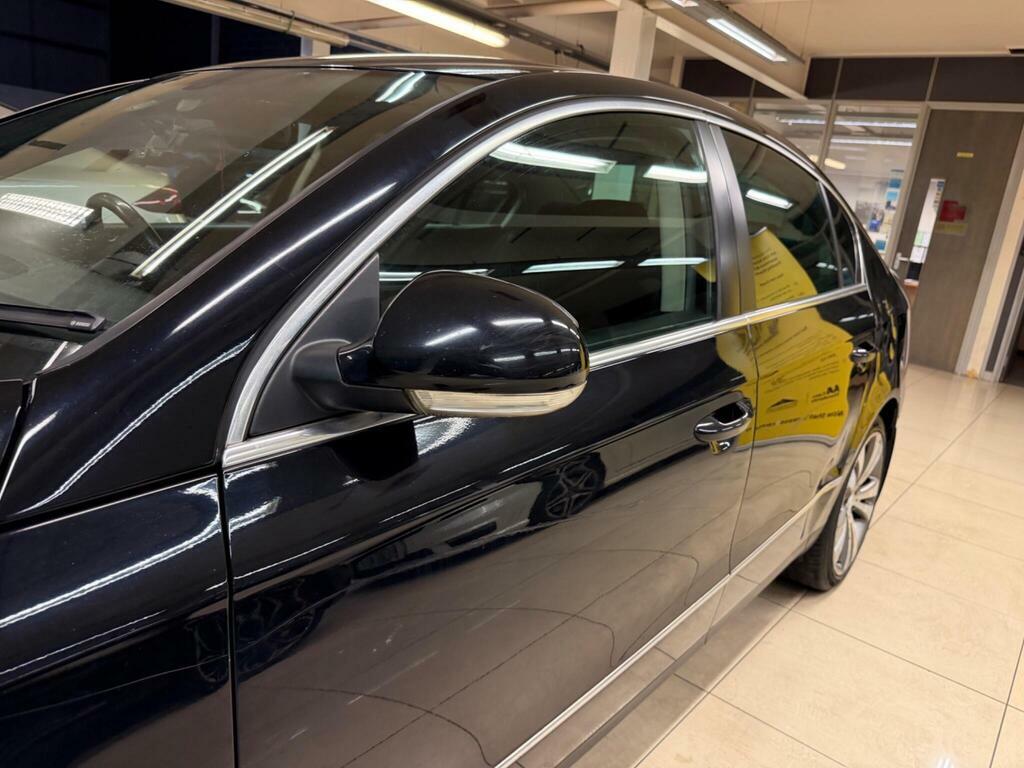 Volkswagen Passat Estate 2.0 Tdi Highline Dsg Euro 4 200808 Black #15