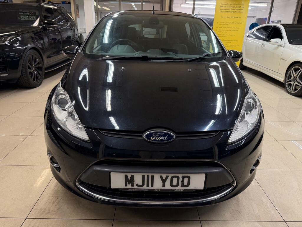 Ford Fiesta 1.6 Titanium Black #2
