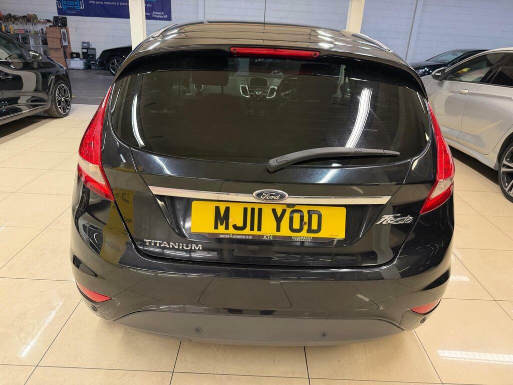 Ford Fiesta 1.6 Titanium Black #5
